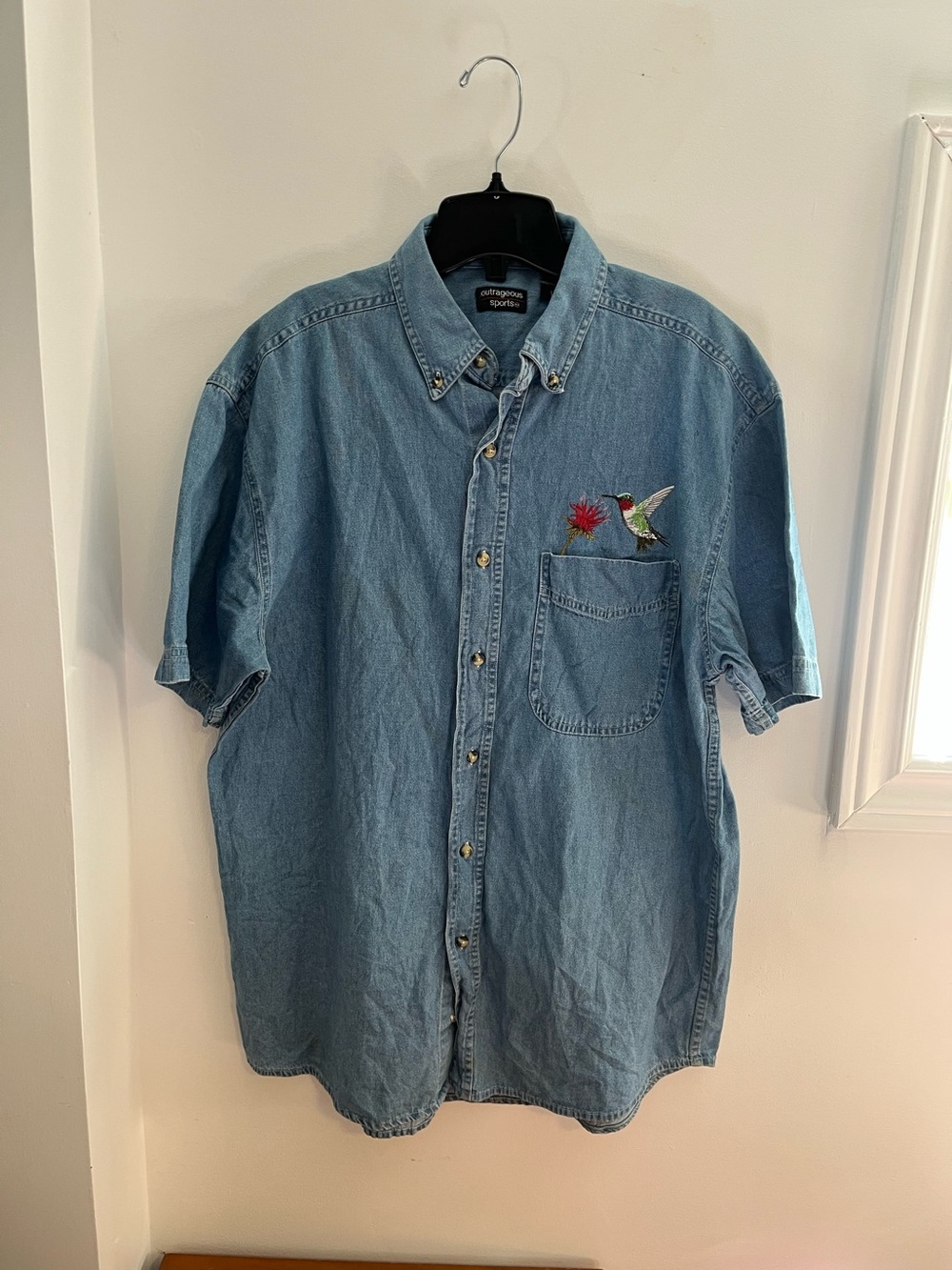 Women’s Vintage Blue Denim Jean button up shirt jacket size fits M